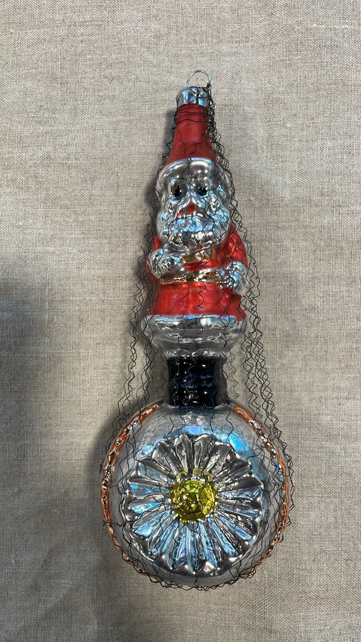 Nostalgic Santa on Reflective Ball | Nostalgie Christbaumschmuck - Bon Ton goods