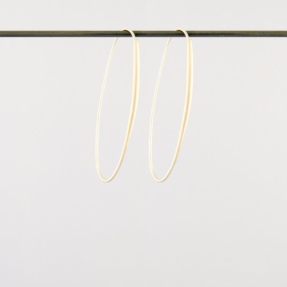 Oval Hoops Yellow Gold | Ted Muehling