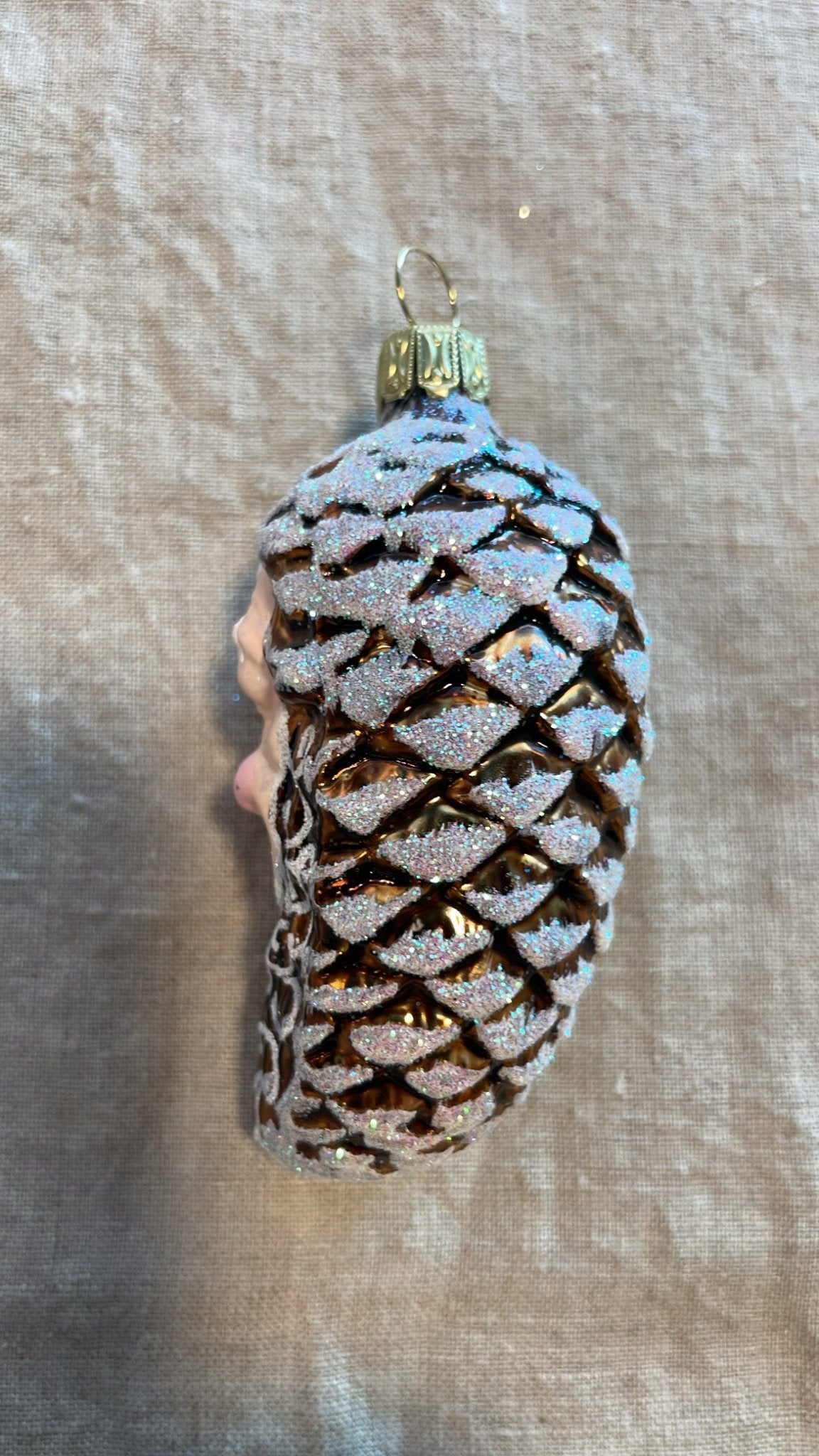 Pine Cone Face Ornament | Nostalgie Christbaumschmuck - Bon Ton goods