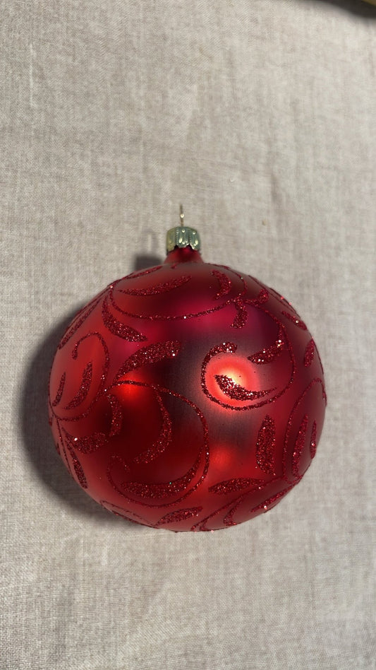 Red Reflecting Ball with Velvet Pattern| Nostalgie Christbaumschmuck - Bon Ton goods