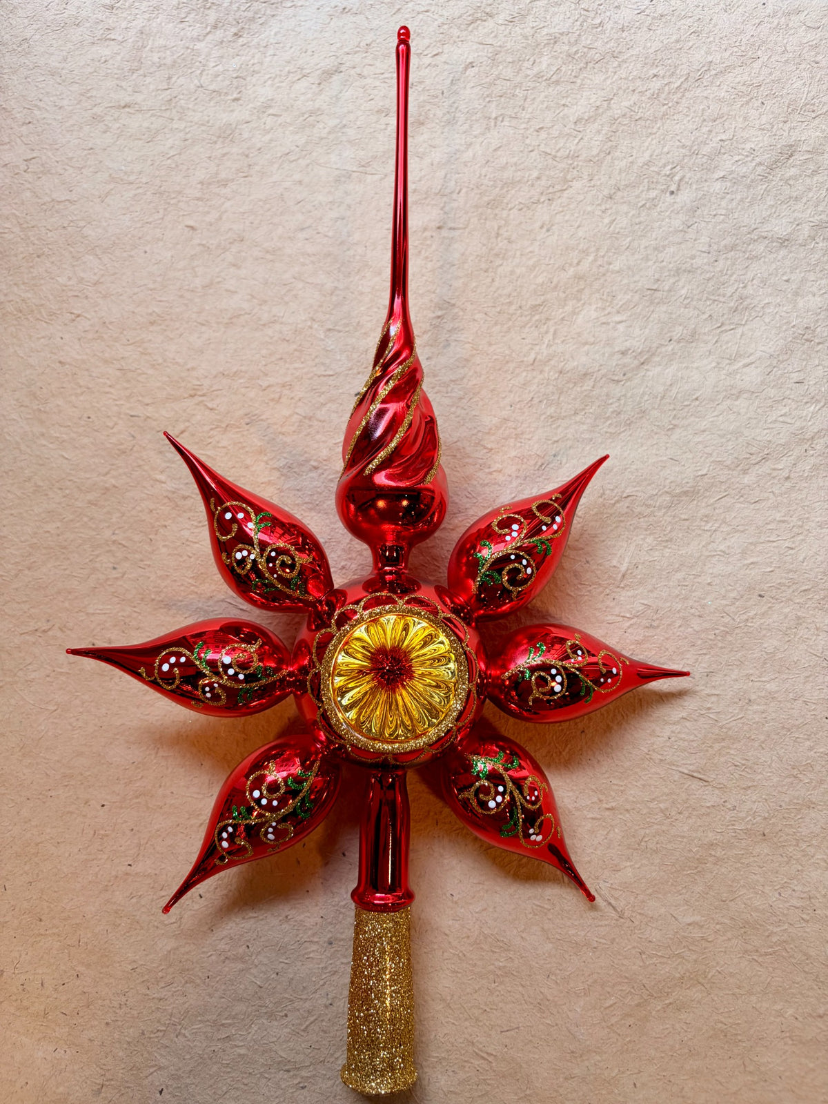 Red Star Tree Topper by Nostalgie Christbaumschmuck