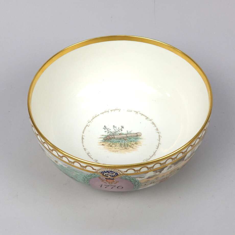 Royal Copenhagen American Bicentennial Bowl, Limited Edition 1322/2500, 1976 - Bon Ton goods