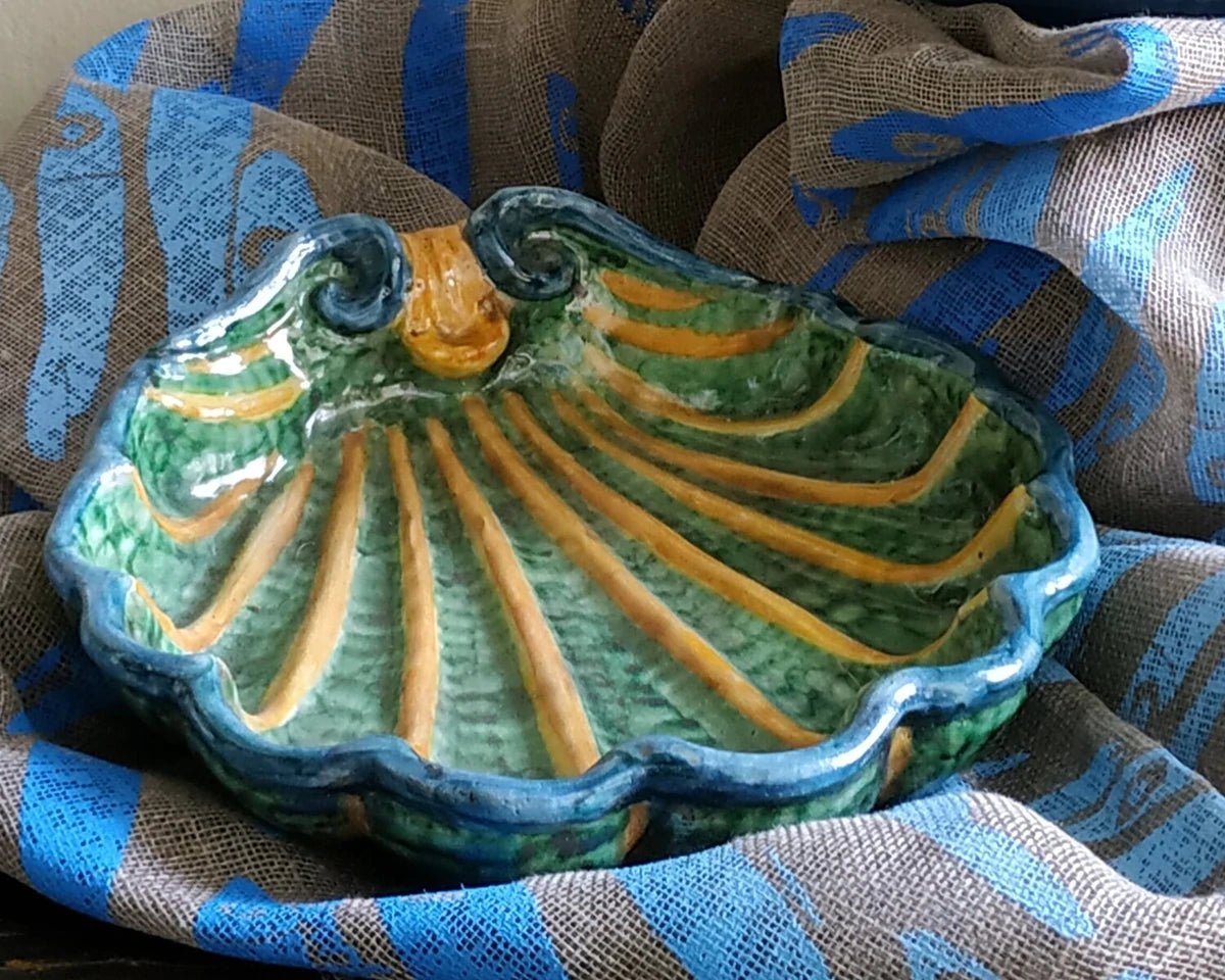 Saint Jacques Shell Bowl | Caltagirone, Sicily - Bon Ton goods