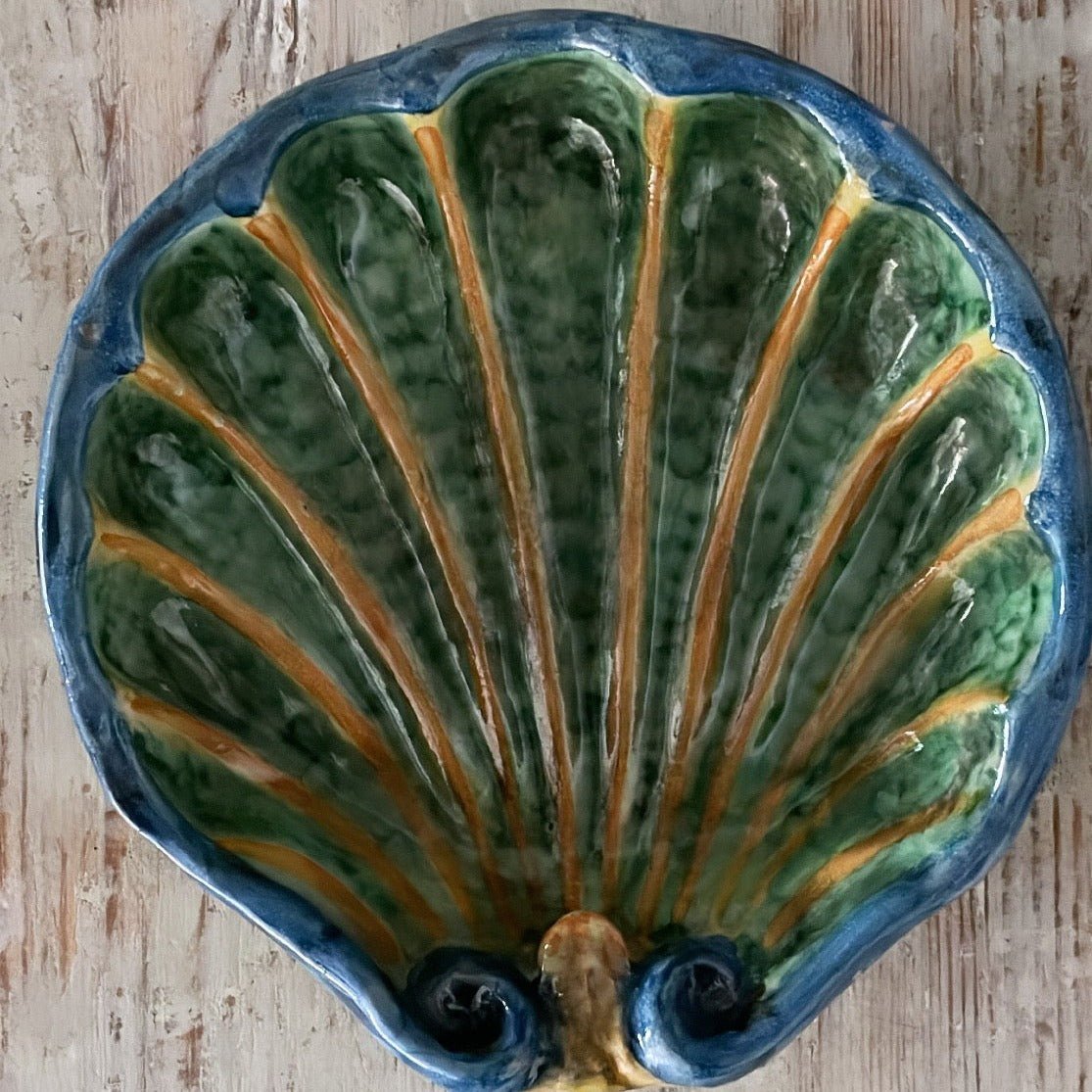 Saint Jacques Shell Bowl | Caltagirone, Sicily - Bon Ton goods