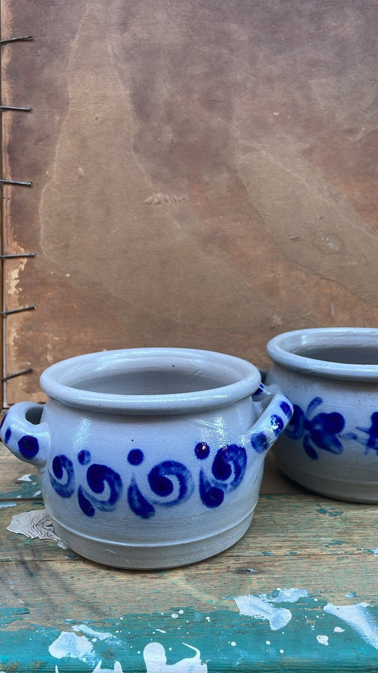 Set of Two Blue-Decorated Stoneware Bowls Europe, late 19th–early 20th century - Bon Ton goods