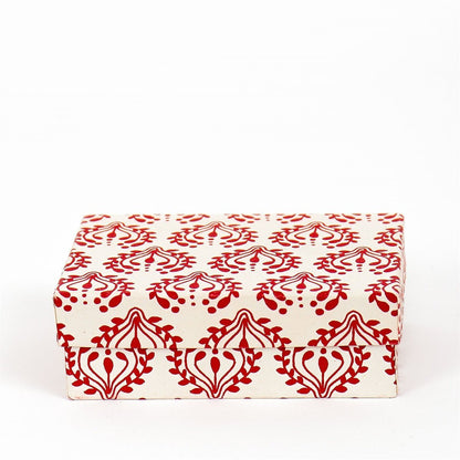 Spirit Christmas Garland, White and Red by A World of Craft, alternate view