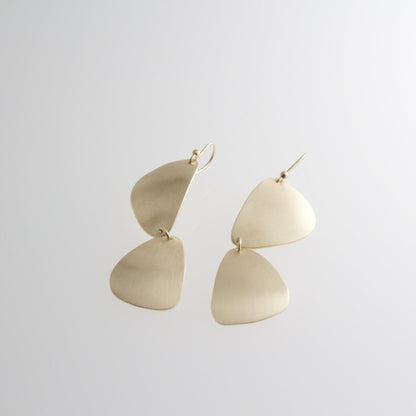Stone Agnes Gold Earrings | Mikkel Brøgger: Exclusive Pre-Order - Bon Ton goods