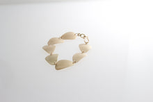 Load image into Gallery viewer, Stone Bracelet Emilie - Bon Ton goods
