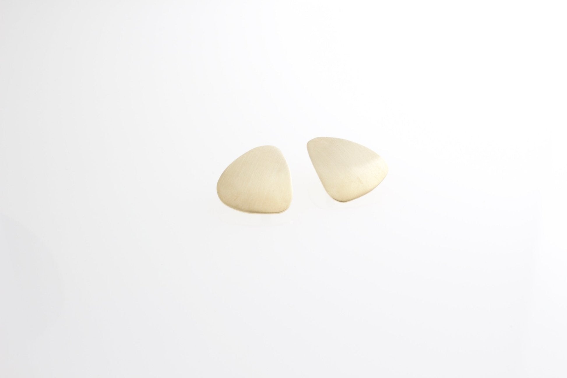 Stone Gold Ear Clips: Maren | Mikkel Brøgger - Bon Ton goods