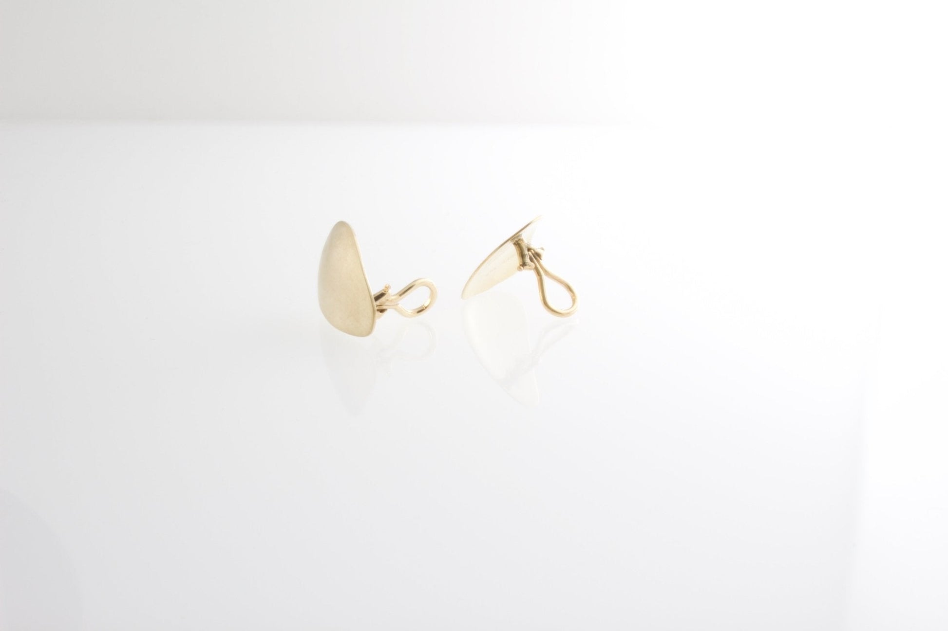 Stone Gold Ear Clips: Maren | Mikkel Brøgger - Bon Ton goods