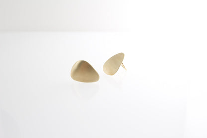 Stone Gold Ear Clips: Maren | Mikkel Brøgger - Bon Ton goods