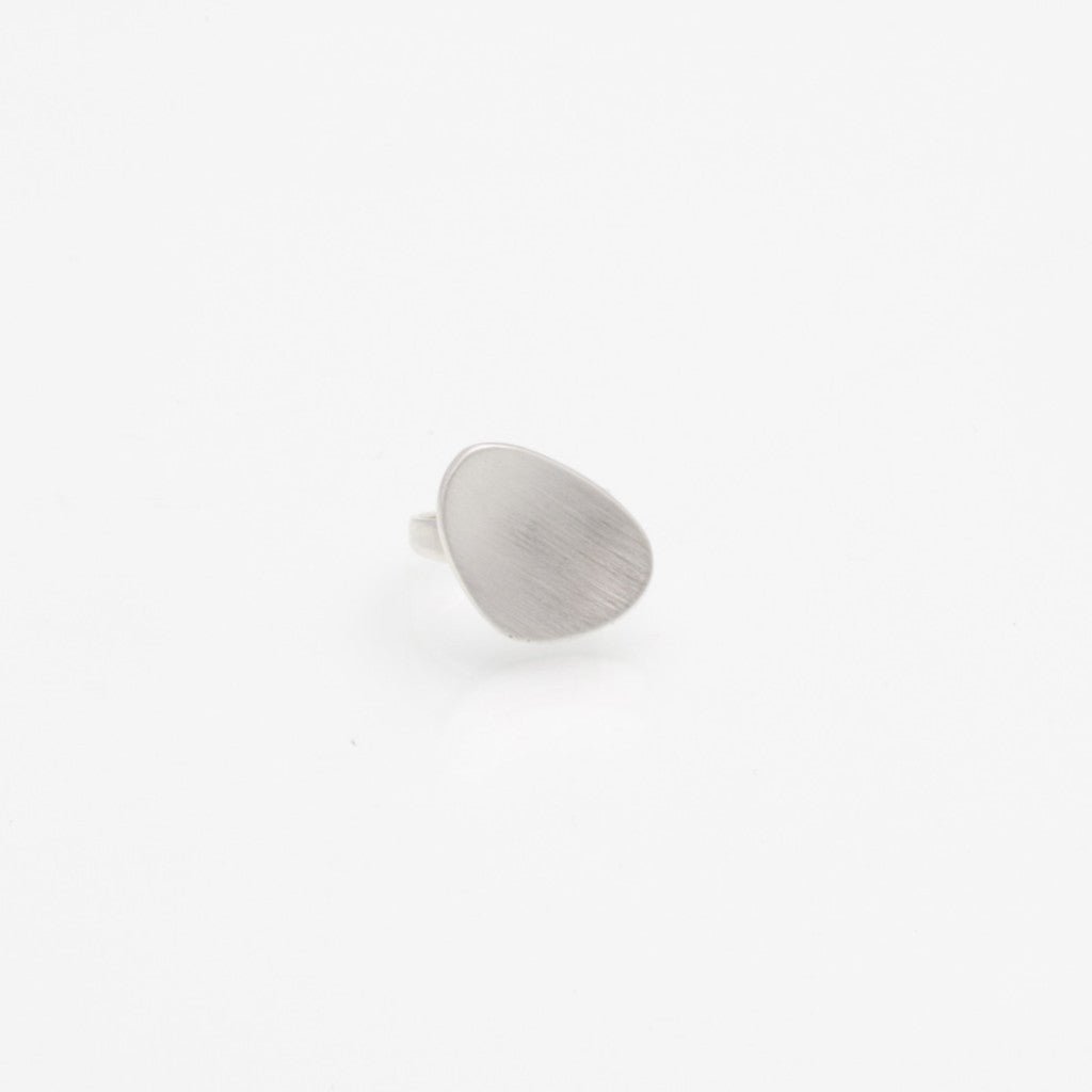 Stone Karen Silver Ring | Mikkel Brøgger: Exclusive Pre-Order - Bon Ton goods