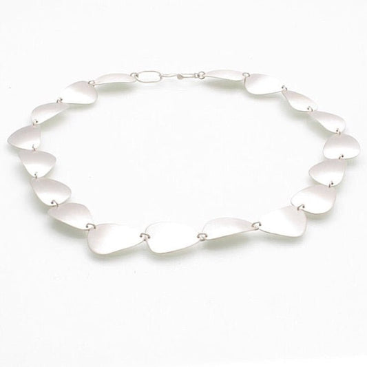 Stone Sarah Silver Necklace | Mikkel Brøgger - Bon Ton goods