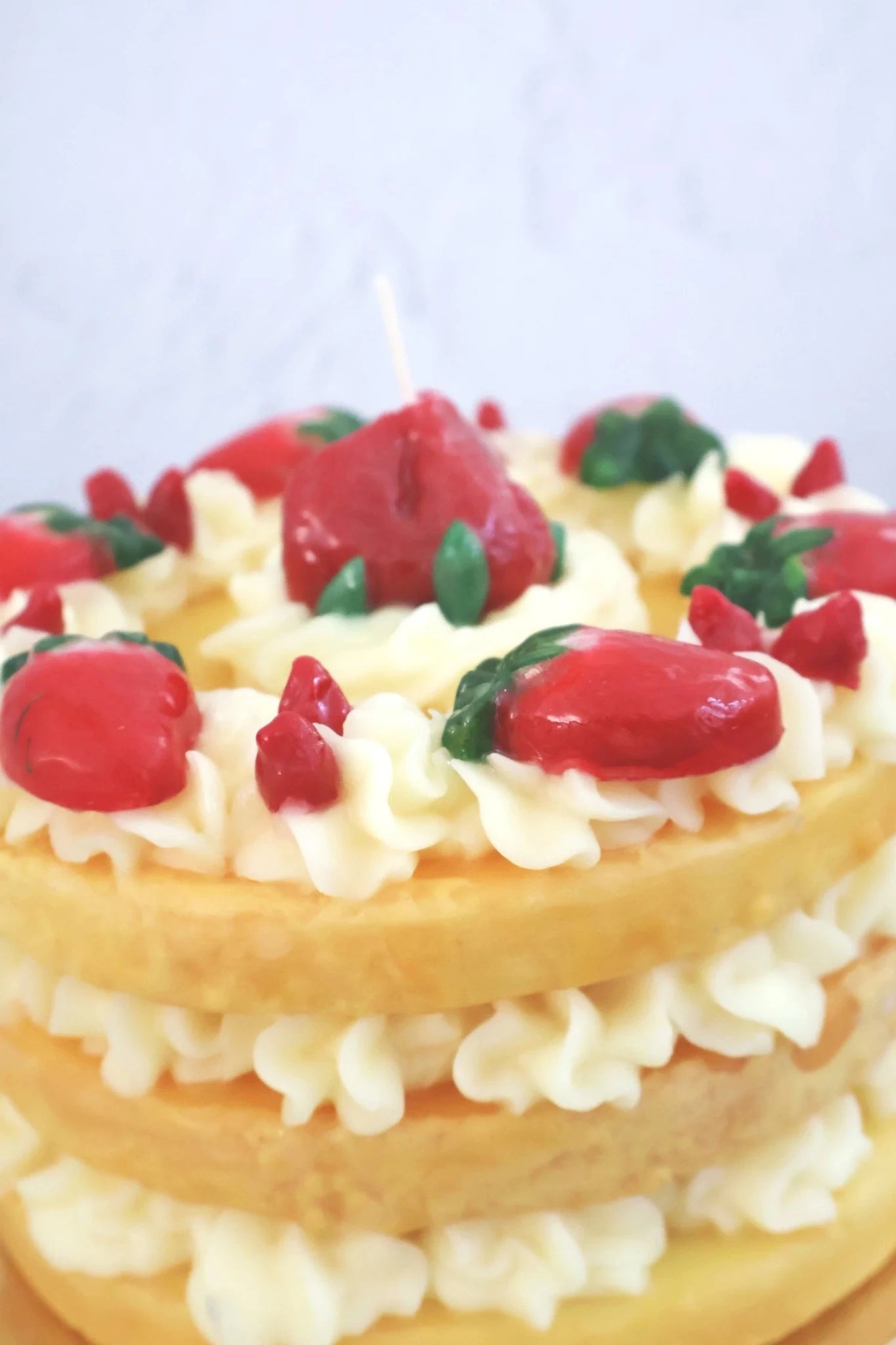 Strawberry - Torta Tripoli Strato Wax Cake | Cereria Introna - Bon Ton goods