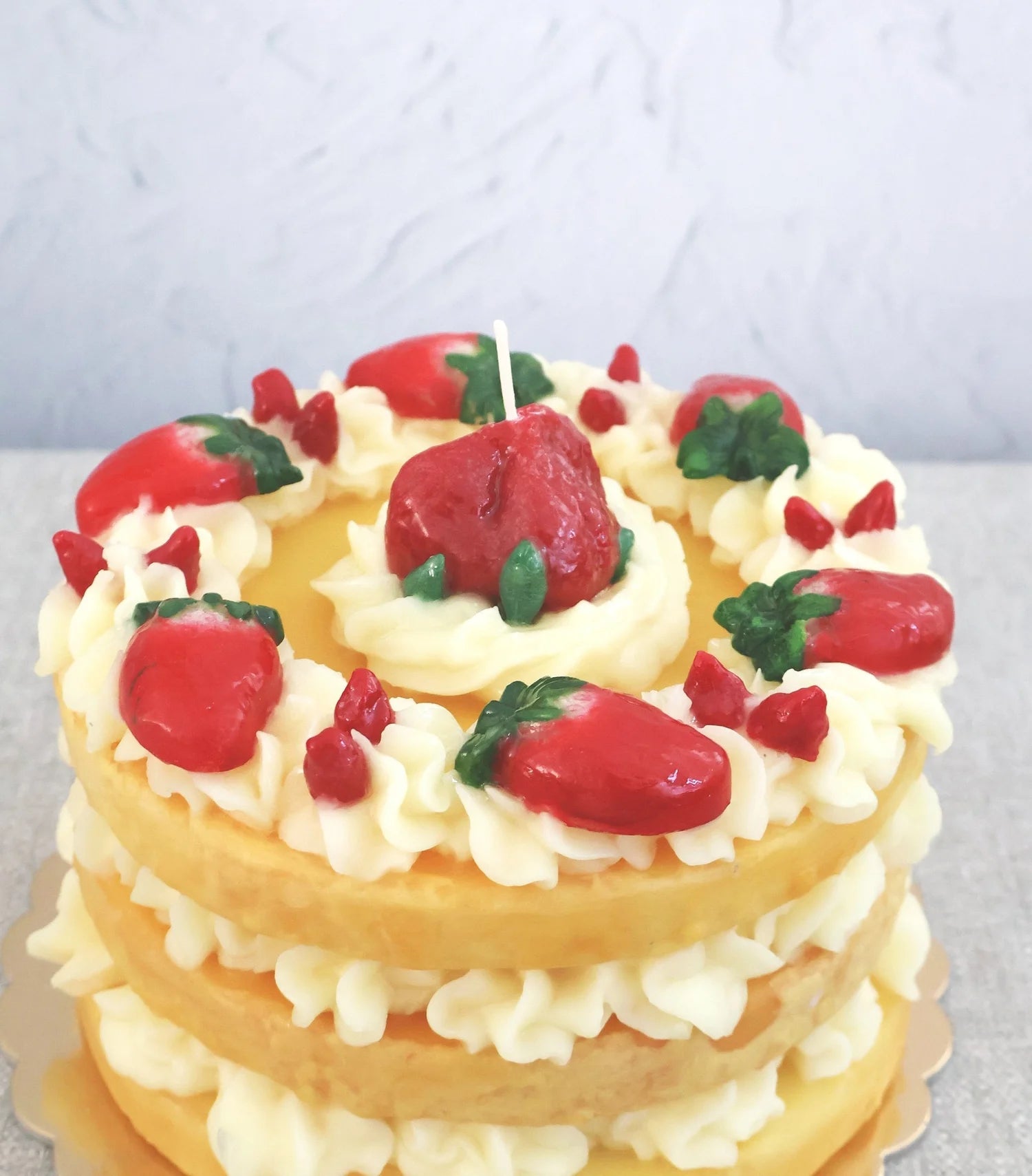 Strawberry - Torta Tripoli Strato Wax Cake | Cereria Introna - Bon Ton goods