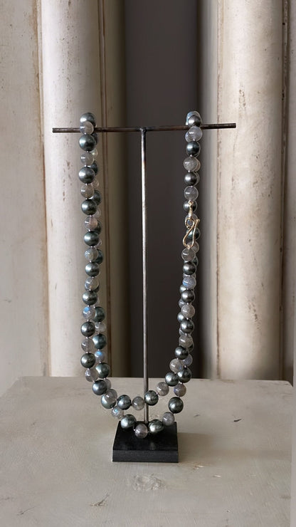 Tahitian Pearl and Labradorite Necklace | Mikkel Brøgger - Bon Ton goods