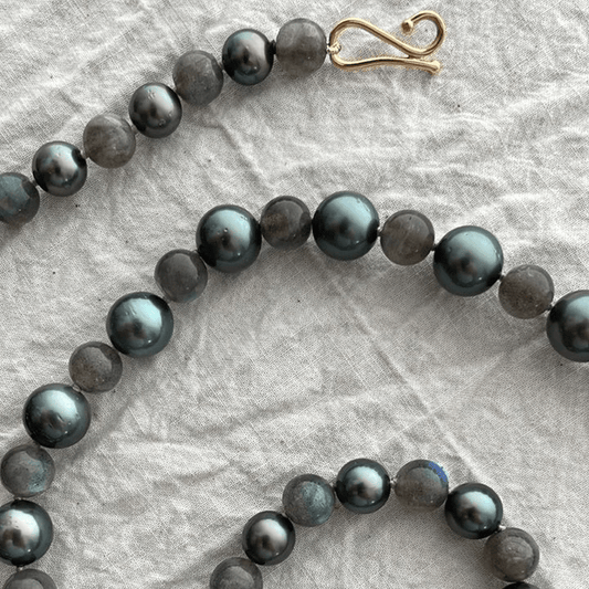 Tahitian Pearl and Labradorite Necklace | Mikkel Brøgger - Bon Ton goods