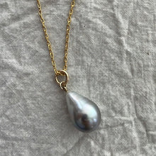 Load image into Gallery viewer, Tahitian Pearl Pendant Gold Necklace - Bon Ton goods

