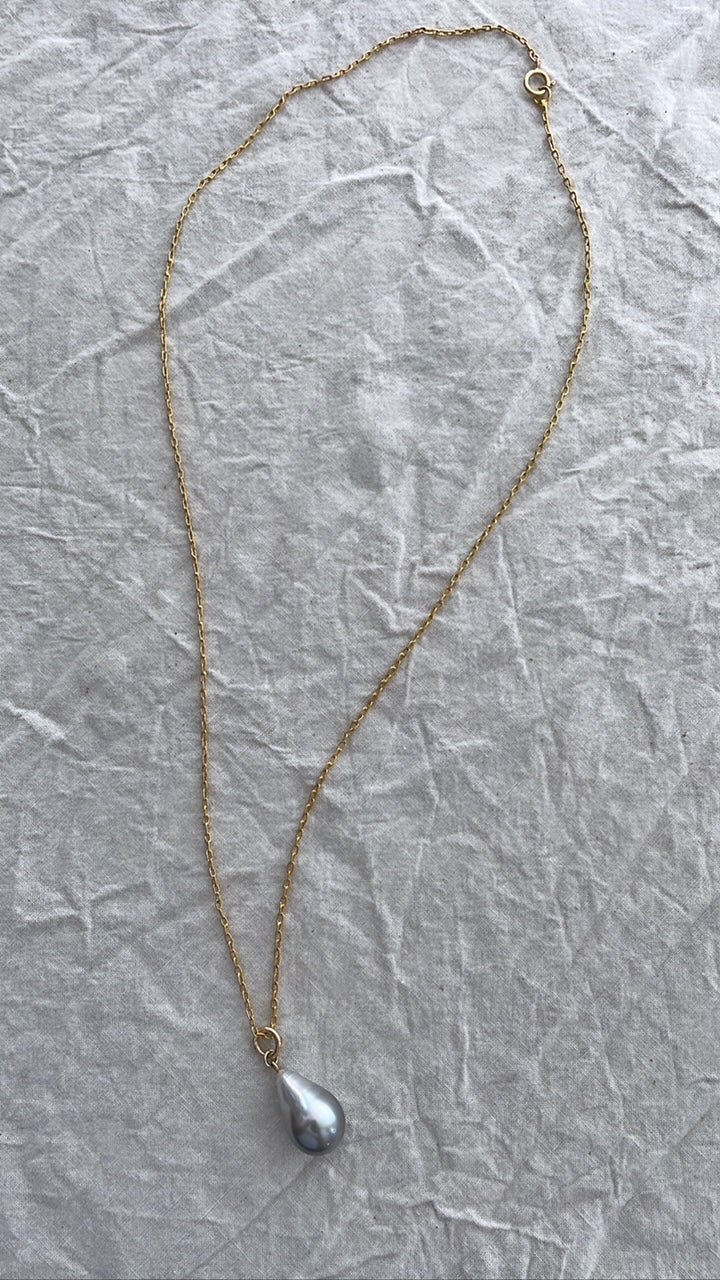 Tahitian Pearl Pendant Gold Necklace | Mikkel Brøgger - Bon Ton goods