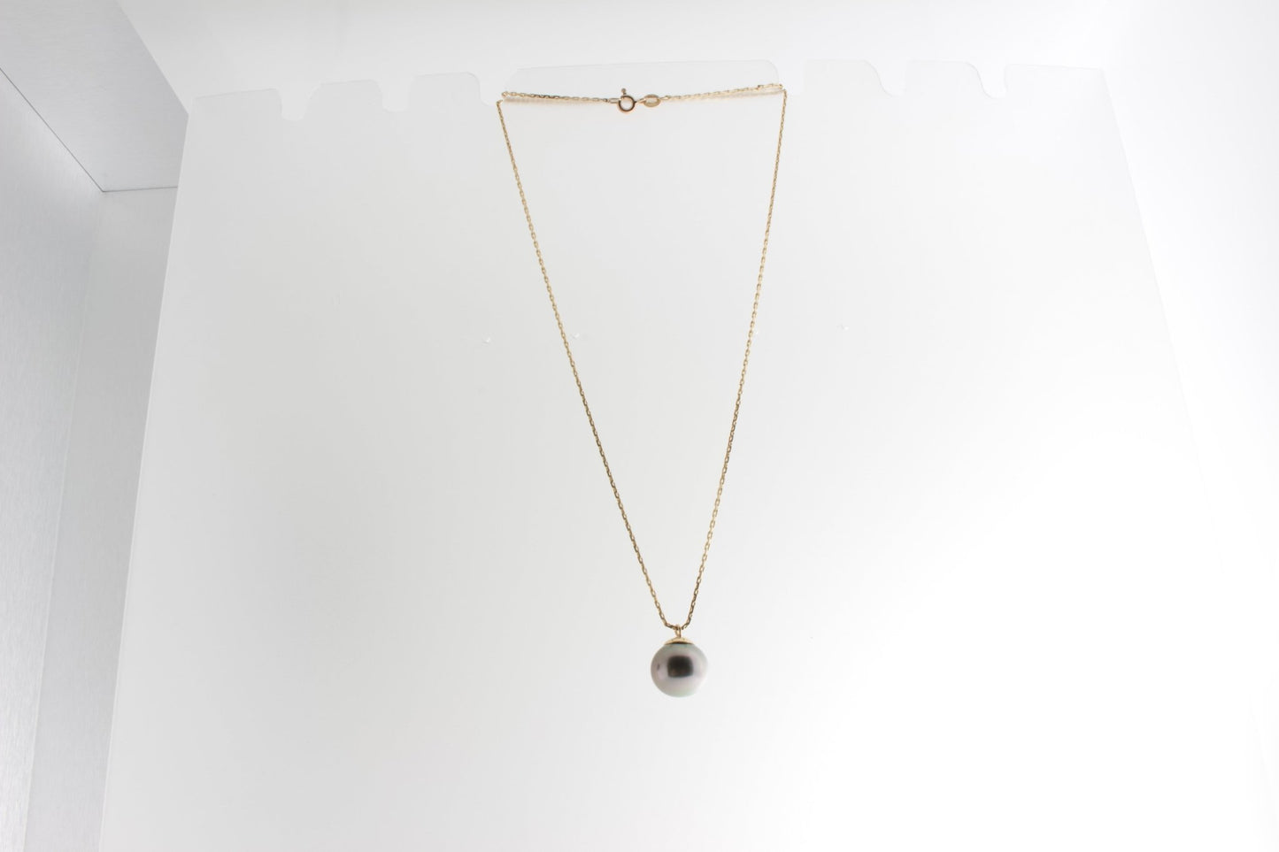 Tahitian Round Pearl Pendant Gold Necklace | Mikkel Brøgger - Bon Ton goods