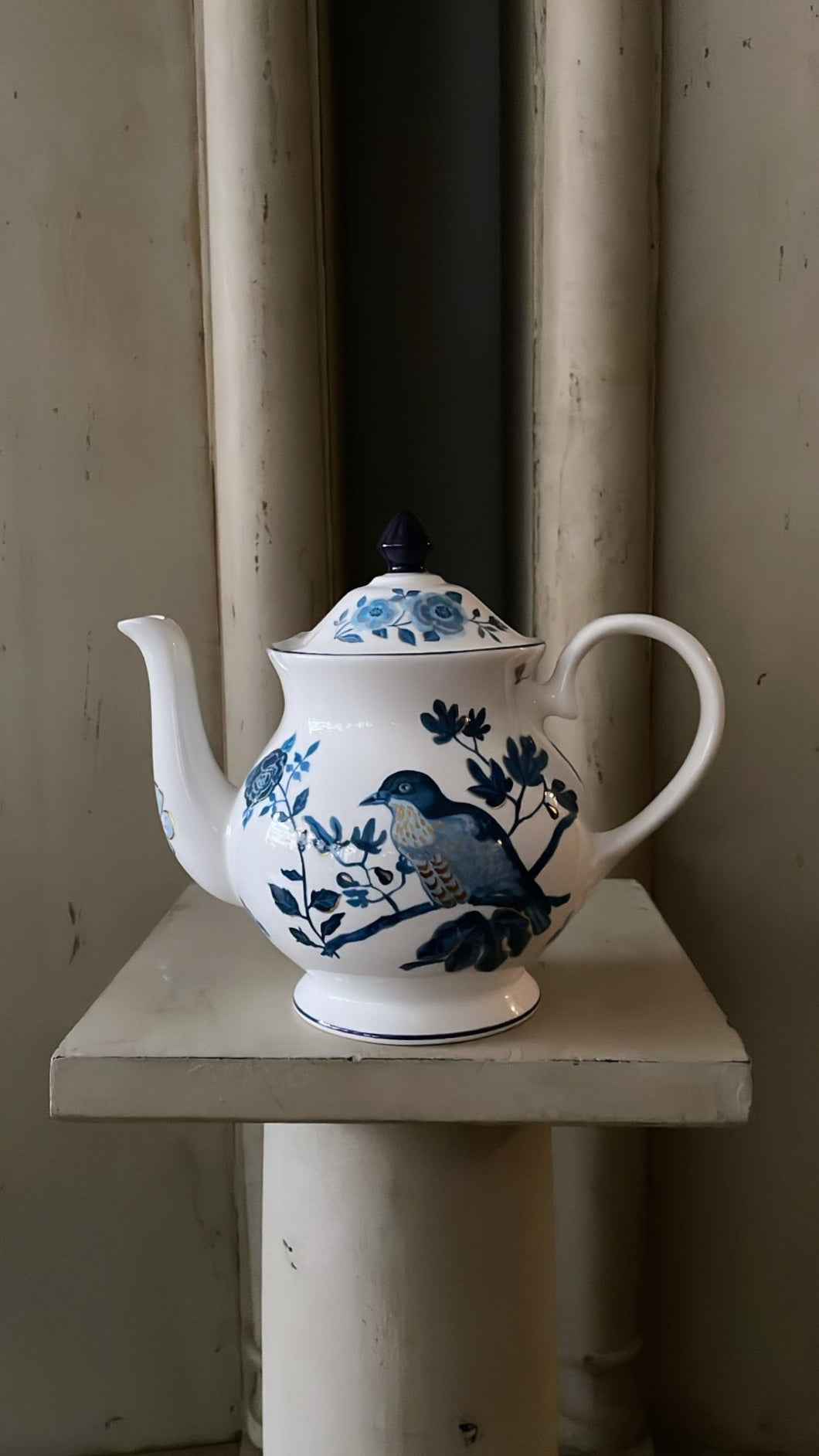 The Blue Story Teapot - Bon Ton goods