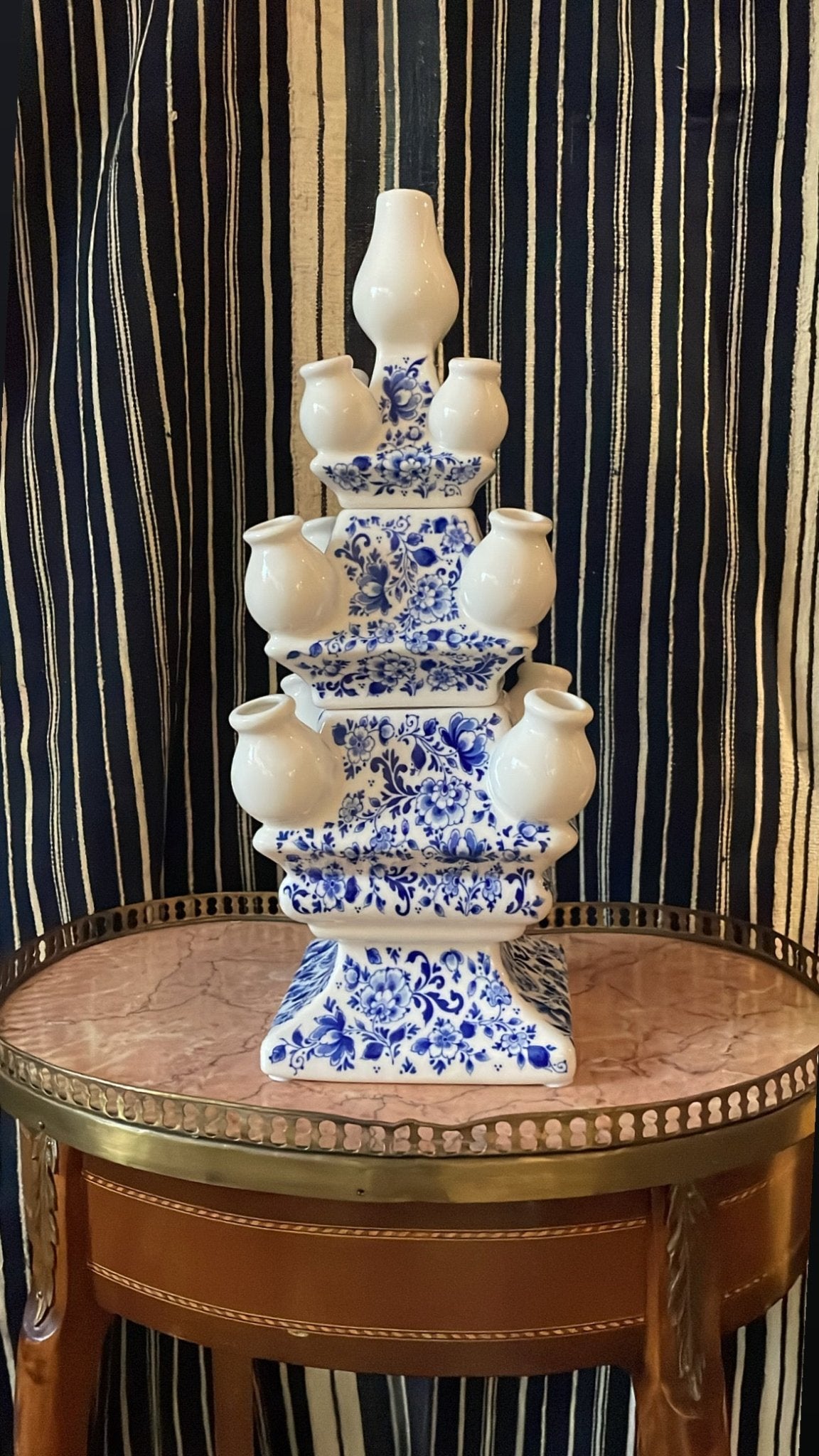Three Tier Tulip Vase Blue Dainty Flower | Heinen Delfts Blauw - Bon Ton goods