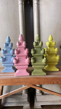 Load image into Gallery viewer, THREE TIER TULIP VASE PINK - Bon Ton goods
