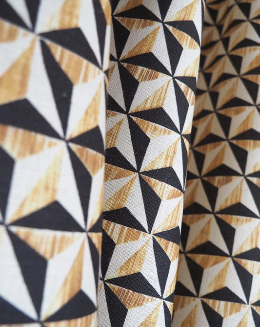 Pointes de diamant Cushion- Antoinette Poisson