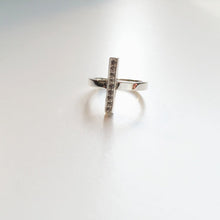 Load image into Gallery viewer, Torto Ring with Grey Diamonds - Bon Ton goods
