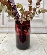 Load image into Gallery viewer, Vase Droit Framboise - Bon Ton goods
