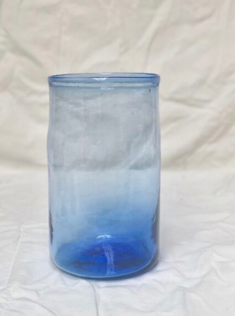 Vase Droit Light Blue | La Soufflerie - Bon Ton goods