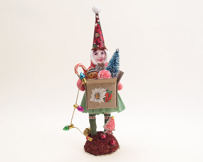 Box Of Xmas Goodies Figure — view 4