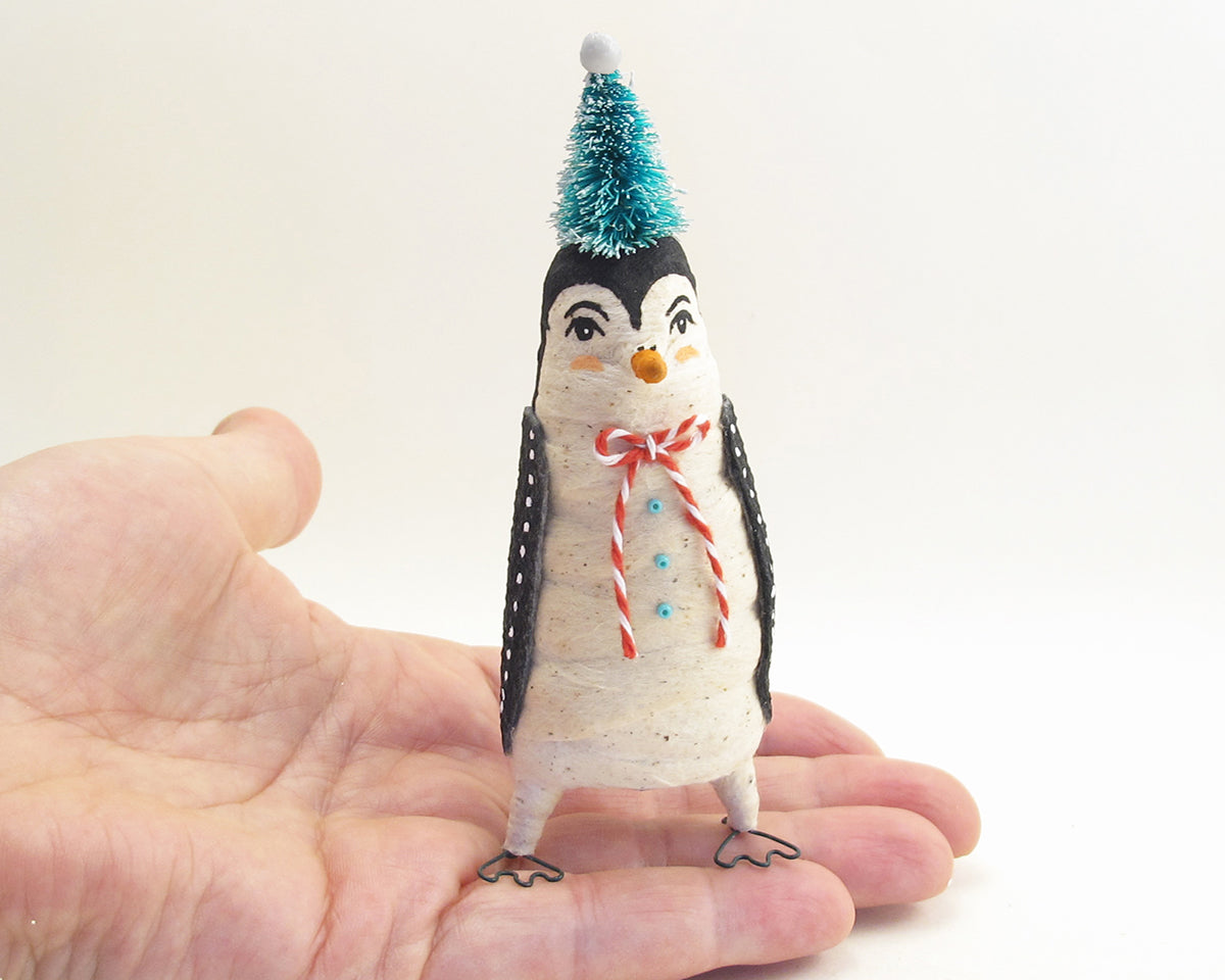 Xmas Penguin Figure — view 4