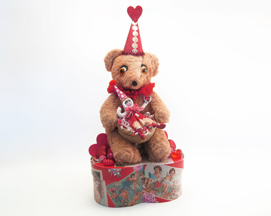 Big Teddy V-Day Box — view 2