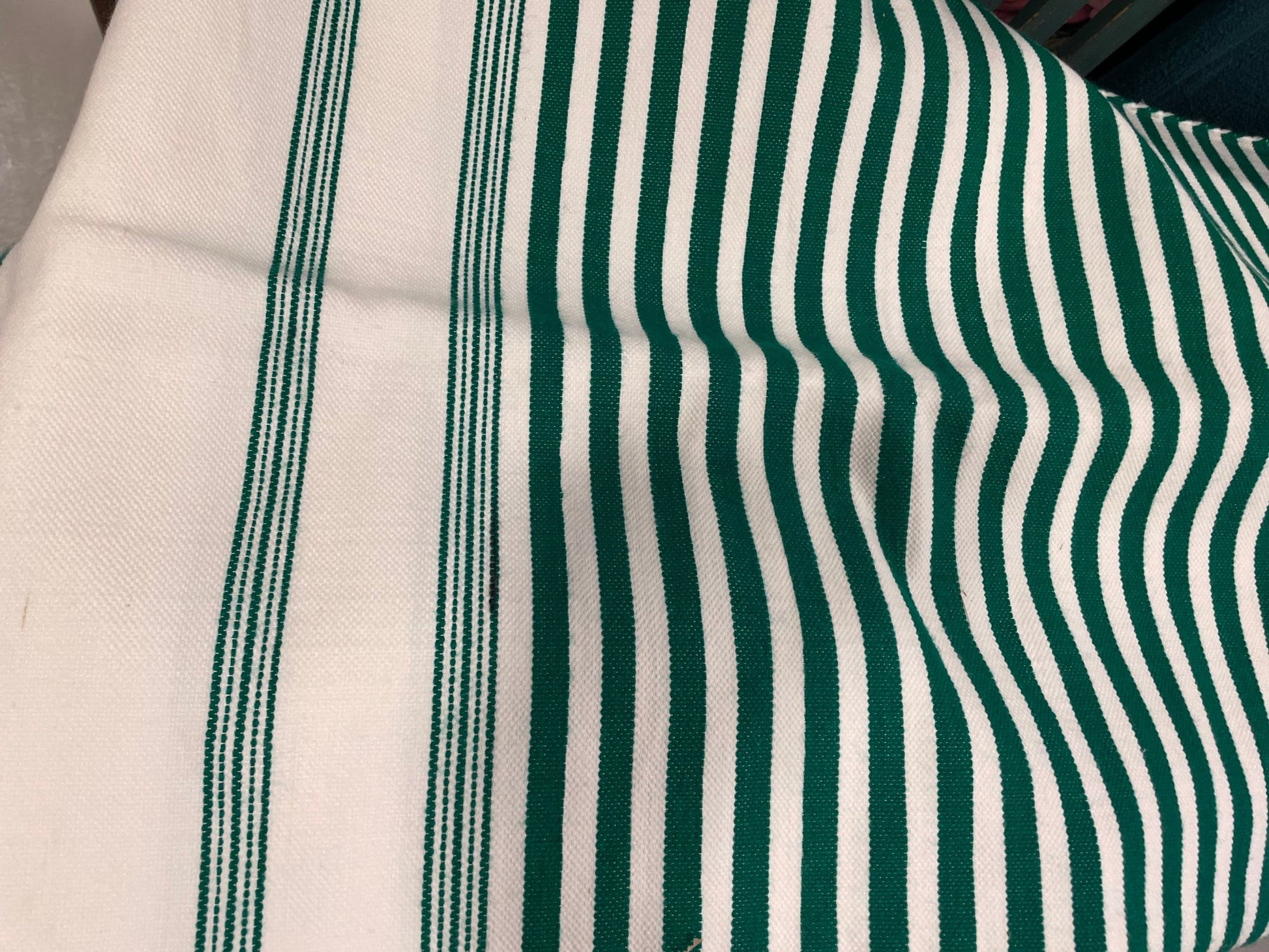 Vintage Moroccan Woven Cotton Throw – Deep Green (100 × 160 cm) - Bon Ton goods
