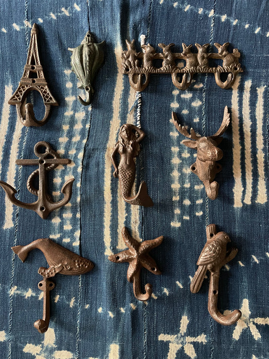 Cast Iron Hook Bird - Vintage